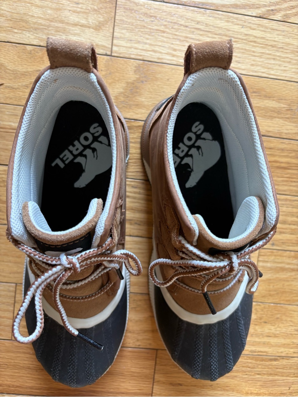 Sorel Waterproof Women’s Brown and Black Duck Boots - Picture 6 of 9